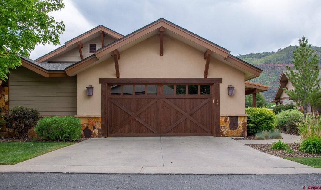 190 Trimble Crossing 1 824910